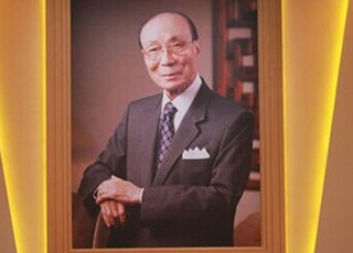 央视网报道我司“纪念邵逸夫先生逝世一周年暨电影《百年逸夫》研讨会”