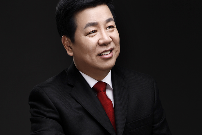 启润影视筹拍电影《天下逸夫》、《穿旗袍的女人》