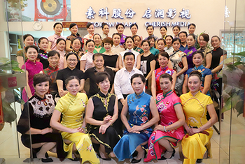 启润扬艺影视艺术团开学典礼