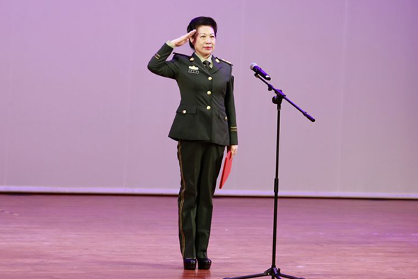 大型画册《军旗》为建党百年献礼 人物之一张秀兰