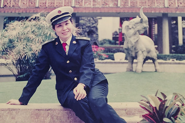 大型画册《军旗》为建党百年献礼 人物之一梁云莲