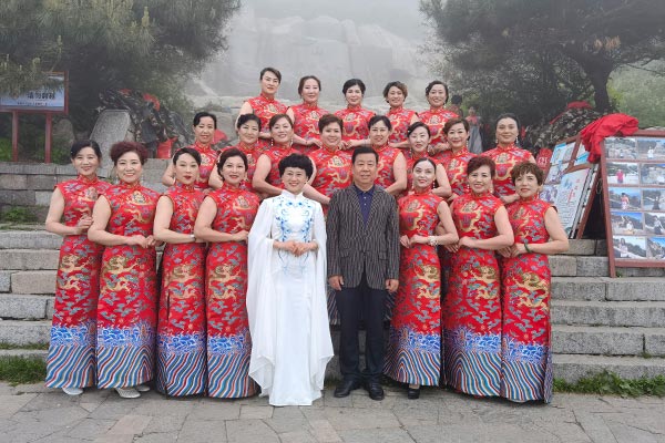 启润影视走进山东泰山