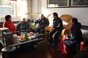 启润影视李启涵一行拜访方平先生