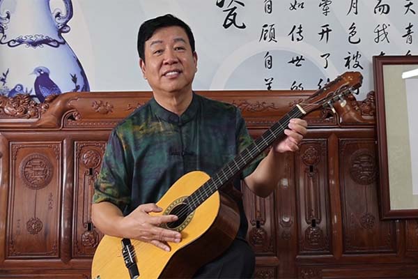 祝大家中秋快乐-李启涵